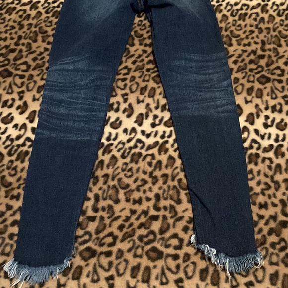 2 for $35 KanCan Jeans Mid Rise Ankle Distressed Skinny Jeans Women’s Size 0 - Picture 8 of 16